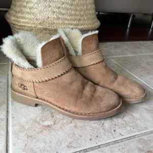 UGG McKay Boot